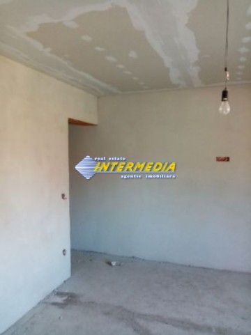 casa-de-vanzare-in-alba-iulia-semi-finisata-8